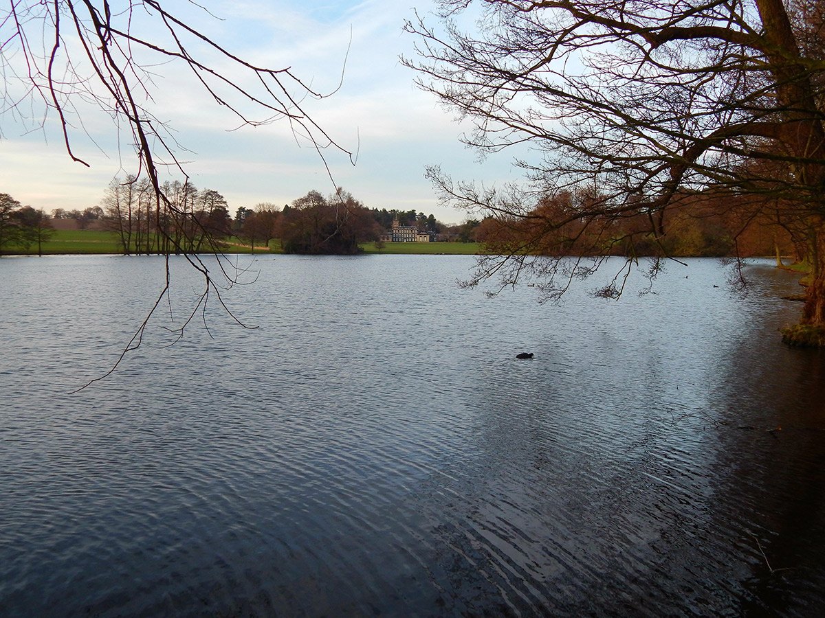 Photograph of Locko Park Lake